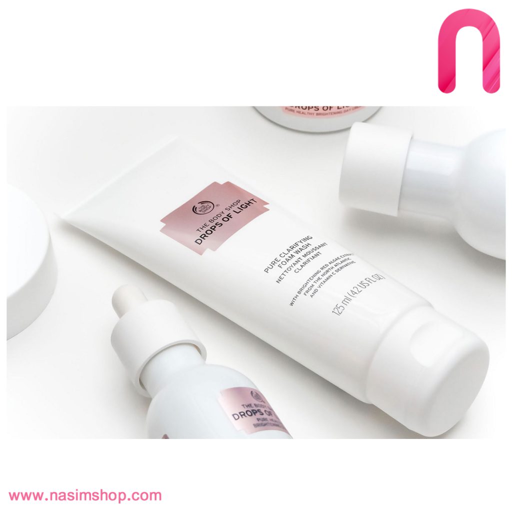 فوم شوینده و روشن کننده صورت بادی شاپ Body Shop Drops of Light3
